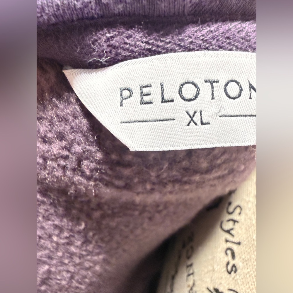 Peloton Purple Zip Up Hoodie XL Women’s Athleisure Sweatshirt - Picture 9 of 9